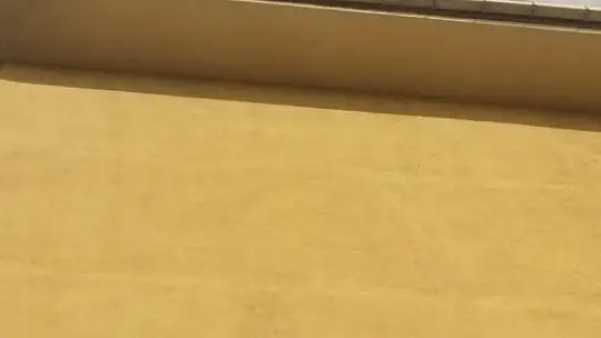 Çatıyı temizlerken beton zemine çakıldı