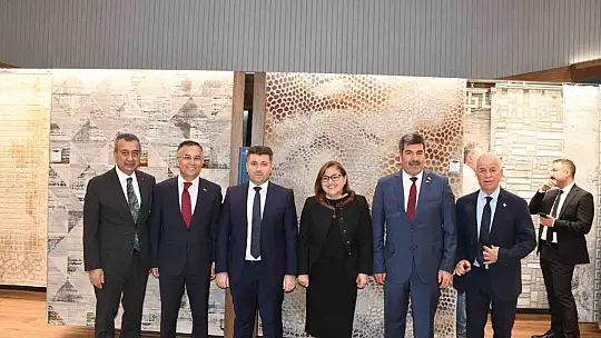 Çeber ve Şahin Gaziantepli halıcılara moral verdiler