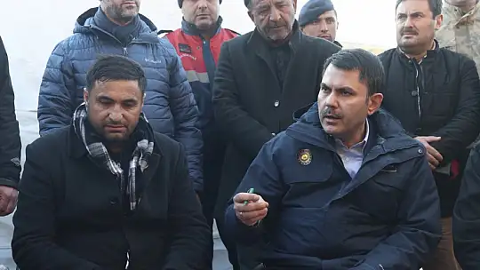 Çevre, Şehircilik ve İklim Değişikliği Bakanı Kurum: 'Devlet-millet el ele inşallah bu afetin altından kalkacak'
