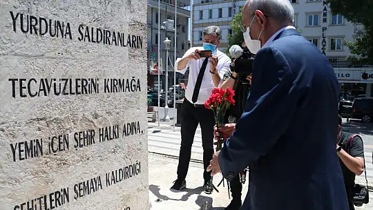 CHP Lideri Kemal Kılıçdaroğlu, Şahinbey ve Karayılan'ın mezarını ziyaret etti