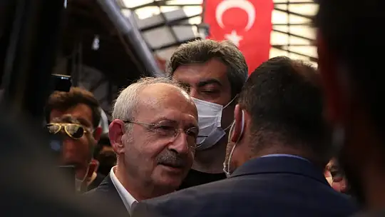 CHP Lideri Kemal Kılıçdaroğlu, Şahinbey ve Karayılan'ın mezarını ziyaret etti