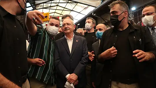 CHP Lideri Kemal Kılıçdaroğlu, Şahinbey ve Karayılan'ın mezarını ziyaret etti