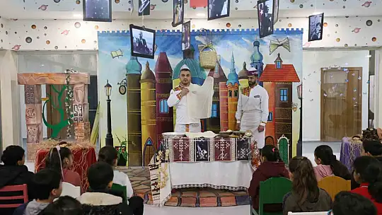 Çocuk Kütüphanesi sayesinde 4 yılda 400 kitap okudu