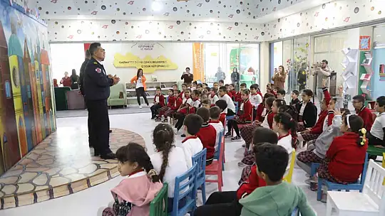 Çocuklar, gelecekteki mesleklerine Gaziantep Büyükşehir'le karar veriyor