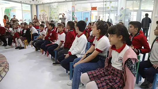Çocuklar, gelecekteki mesleklerine Gaziantep Büyükşehir'le karar veriyor