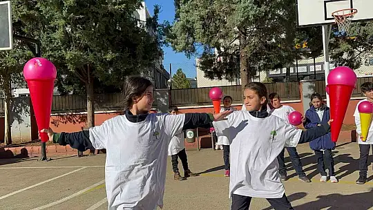 Çocuklara olimpik ruh kazandırılıyor