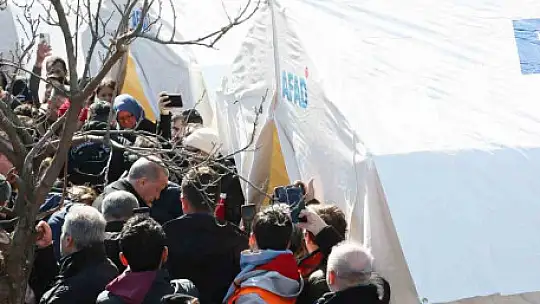 Cumhurbaşkanı Erdoğan: '14 bin 14 kişi hayatını kaybetti, 63 bin 794 vatandaşımız yaralandı'