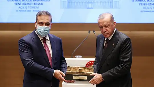 Cumhurbaşkanı Erdoğan: 'İstanbul'un Türk toprağı kimliğini sindirmekte zorlananlar bulunduğuna bir kez daha şahitlik ettik'