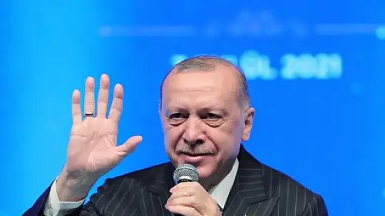 Cumhurbaşkanı Erdoğan: 'Okullarımızı açık tutmakta, çocuklarımıza en iyi eğitim vermekte kararlıyız'