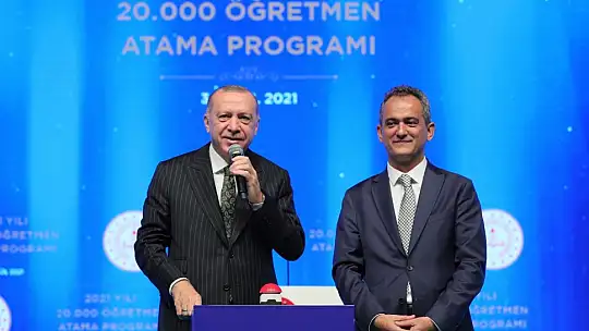 Cumhurbaşkanı Erdoğan: 'Okullarımızı açık tutmakta, çocuklarımıza en iyi eğitim vermekte kararlıyız'