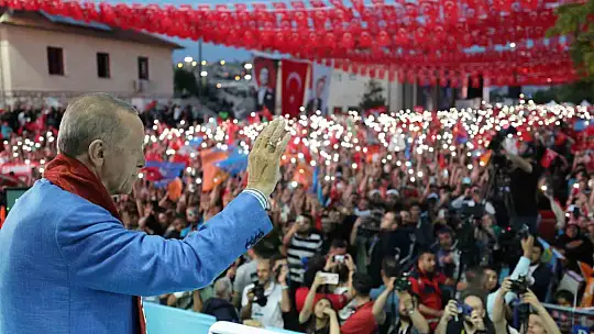 Cumhurbaşkanı Erdoğan: 'Sırf aç gözlülükle fahiş fiyat artışı yapanların ümüğünü sıkacağız'