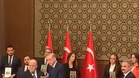 Cumhurbaşkanı Erdoğan'dan Erol Maraş'a gururlandıran ödül