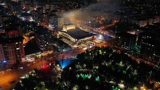 Cumhuriyetin 100. yılı Şehitkamil'de coşkuyla kutlandı