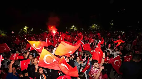 Cumhuriyetin 100. yılı Şehitkamil'de coşkuyla kutlandı