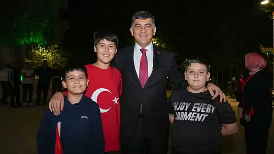 Cumhuriyetin 100. yılı Şehitkamil'de coşkuyla kutlandı