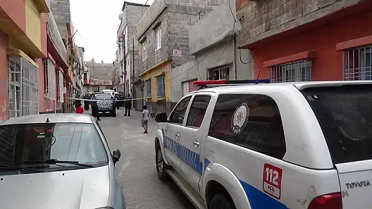 Dayı ve yeğenin silahlı kavgasında kan aktı: 1 yaralı