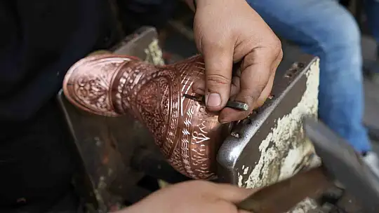 Dayıdan yeğenlerine bakırcılık mirası