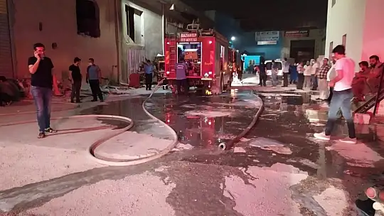 Demir doğrama atölyesinde oksijen tüpü patladı