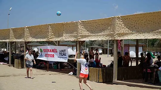 Deniz kampı, öğrencilere unutulmaz bir gün yaşatıyor