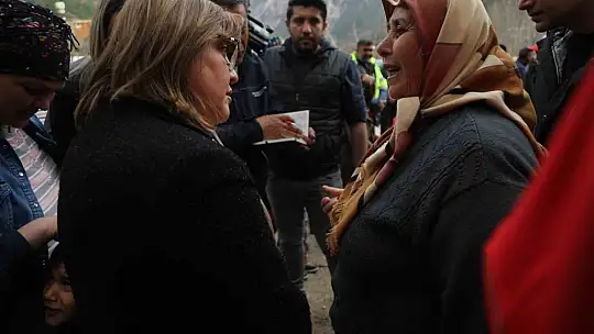 Deprem bölgesinde çilek üretimine destek