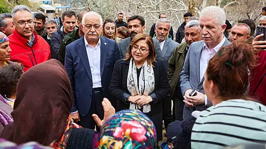 Deprem bölgesinde çilek üretimine destek