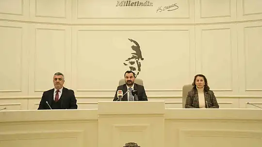 Deprem bölgesindeki besicilere milyonluk yem desteği