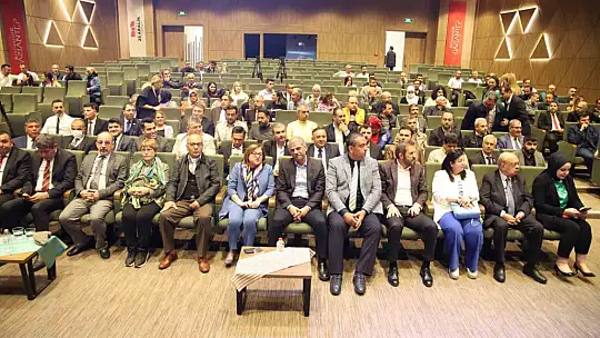 Depremde hasar gören tarihi kalenin restorasyonuna başlanıyor