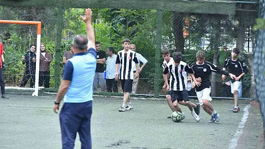 Depremde hayatını kaybeden Ahmet Eyüp Türkaslan anısına turnuva düzenlendi