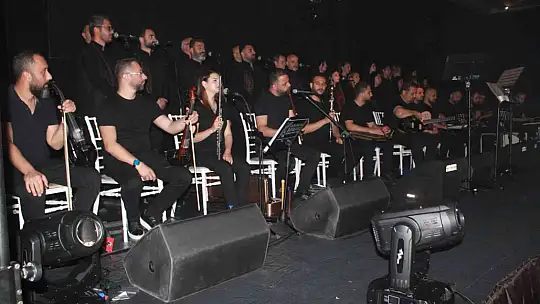 Depremde üyelerini kaybeden Antakya Medeniyetler Korosu'ndan Gaziantep'te konser