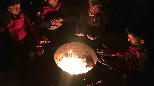 Depremde yıkılan binada şok soruşturma