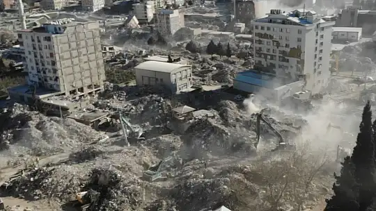 Depremin 11'inci gününde Kahramanmaraş'ın son durumu havadan görüntülendi