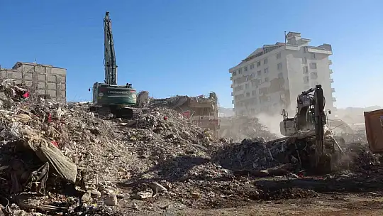 Depremin 11'inci gününde Kahramanmaraş'ın son durumu havadan görüntülendi