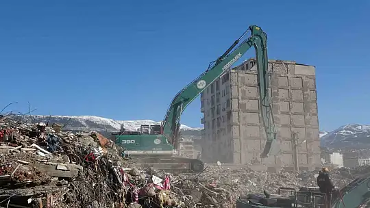 Depremin 11'inci gününde Kahramanmaraş'ın son durumu havadan görüntülendi