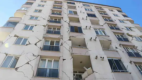 Depremin 11'inci gününde Kahramanmaraş'ın son durumu havadan görüntülendi