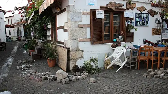 Depremin ana üstü havadan görüntülendi