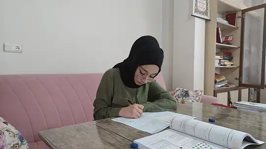 Depremzede kardeşlerin eğitim başarısı