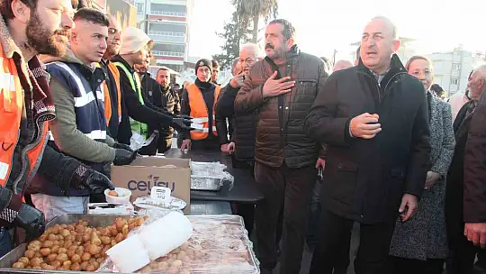 Depremzedelerden Dışişleri Bakanı Çavuşoğlu'na ilginç talep ve şikayetler