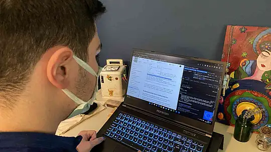 Dev şirketlerin sistem açığını bulan liseli gence, dünya devlerinden teşekkür