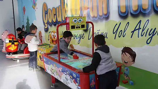 Dezavantajlı çocuklar için mobil eğlence