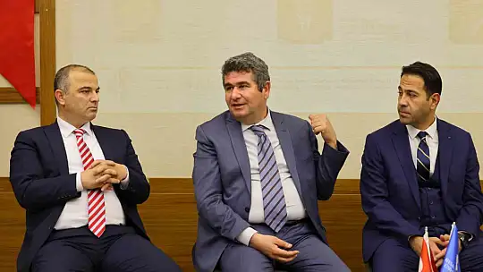 Dijitalleşme ve alternatif turizm HKÜ'de konuşuldu