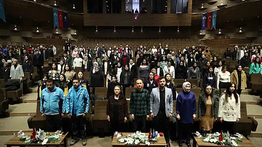Doğal Afet ve Savaş Durumlarında Paramediklerin rolü HKÜ'de konuşuldu