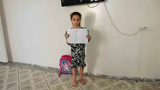 Doğuştan işitme engelli Ecrin, Şahinbey'in desteğiyle hayata kulak verdi