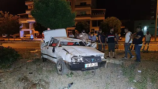 Düğün dönüşü otomobil takla attı: 2 yaralı