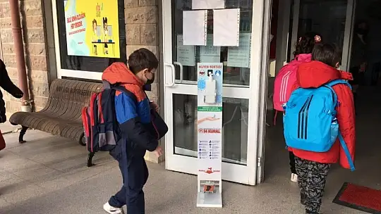 Düşük ve orta riskli bölgelerde yüz yüze eğitim başladı