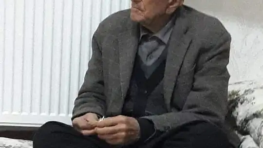 Ehliyetsiz motosiklet sürücüsünün çarptığı yaşlı adam hayatını kaybetti