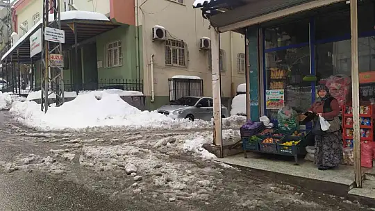 Elektrik çarpmasıyla komalık oldu, bir yıl sonra aynı gün hayatını kaybetti