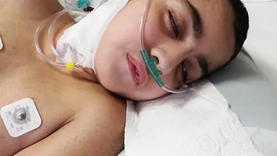 Elektrik çarpmasıyla komalık oldu, bir yıl sonra aynı gün hayatını kaybetti