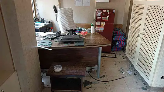 Elektrik yüklemesi yapmayan yöneticiye EYP'li saldırı