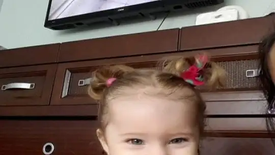 3 yaşındaki Elif bebek enkazın altından sağ çıkarıldı