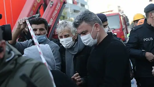 3 yaşındaki Elif bebek enkazın altından sağ çıkarıldı